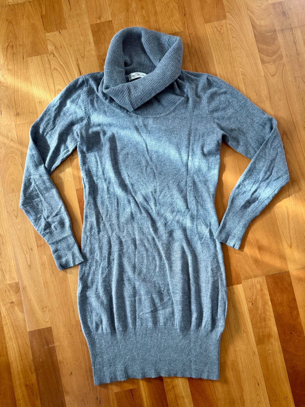 Vestiti: Sexy graues mini Strickkleid oder long Pulli mit Kaschmir – Nuovo (secondo la descrizione) da Schüpbach venduto da 2ndHandRose