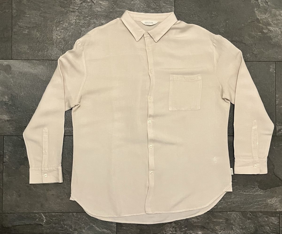Camicie: Chemise en lin SUBTITLED – Usato da Lausanne venduto da micou47