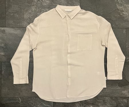 Chemise en lin SUBTITLED