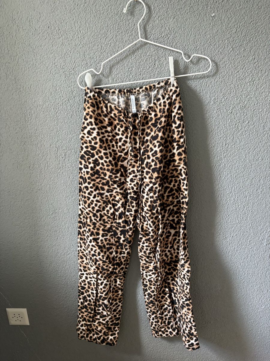 Stradivarius Pantaloni: Pantalon décontracté motif léopard taille élastique – Nuovo (secondo la descrizione) da Malleray venduto da lol_96pf