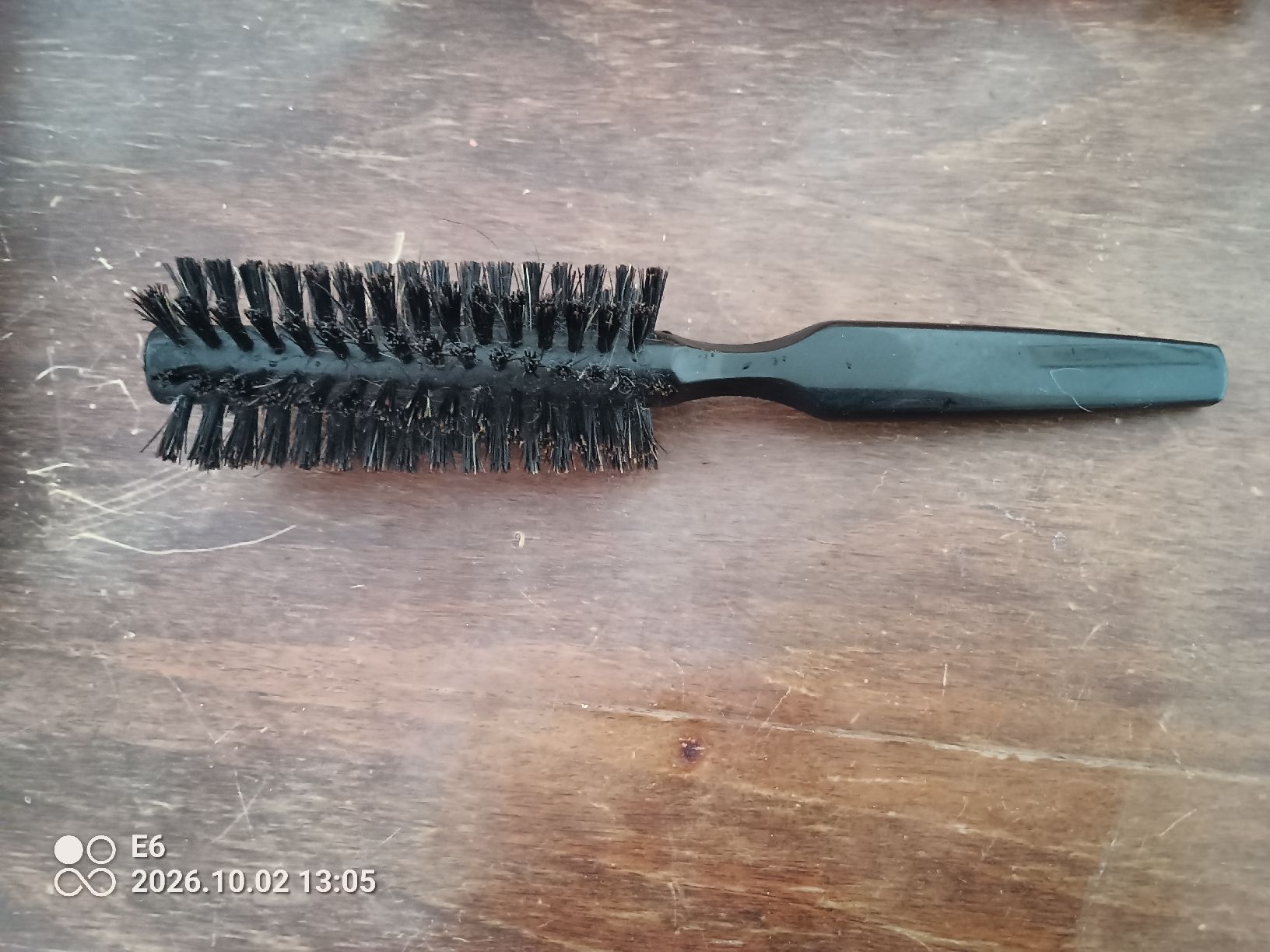 Autres soins des cheveux: 2 Rundhaarbürsten – Neuf (Voir description) à Zürich par Mitzi6 4