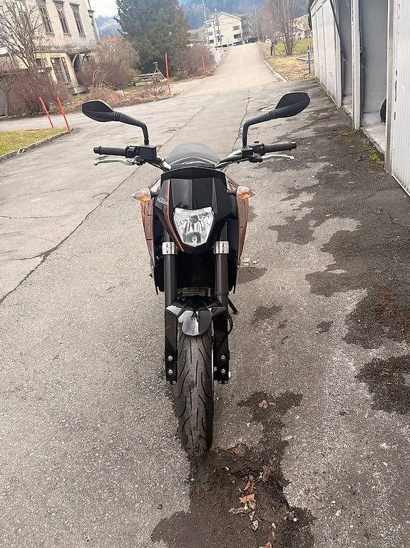 Route: KTM 690 Duke ABS – D'occasion à Bühler par Evo85 3