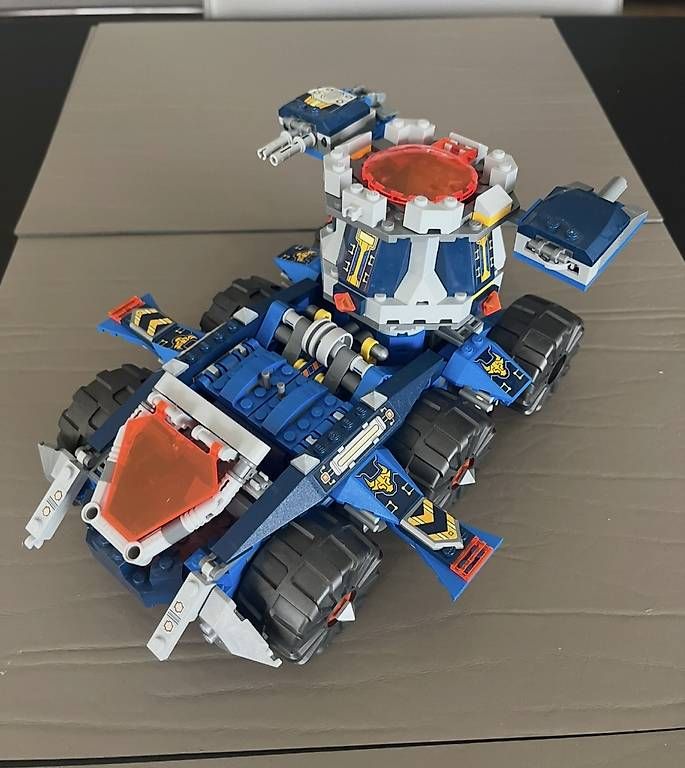 Lego Baukästen: LEGO Nexo Knights 70322 – Gebraucht aus zug von Daniil23 1