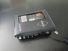 Lecteur cassette Sony TCM-550 Stereo avec micro plat et étui