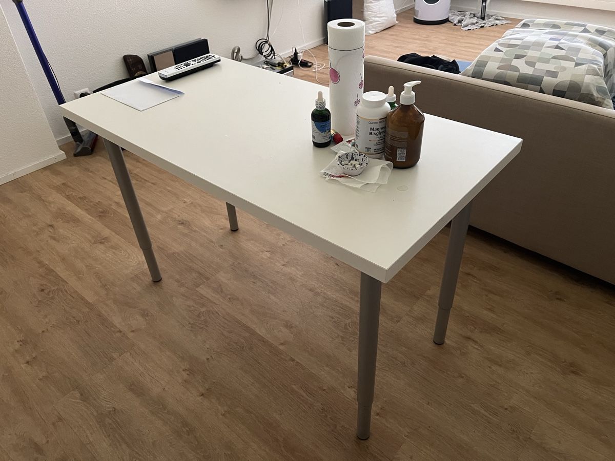 Schreibtische: Ikea Schreibtisch – Gebraucht aus Meilen von pen_9tsz
