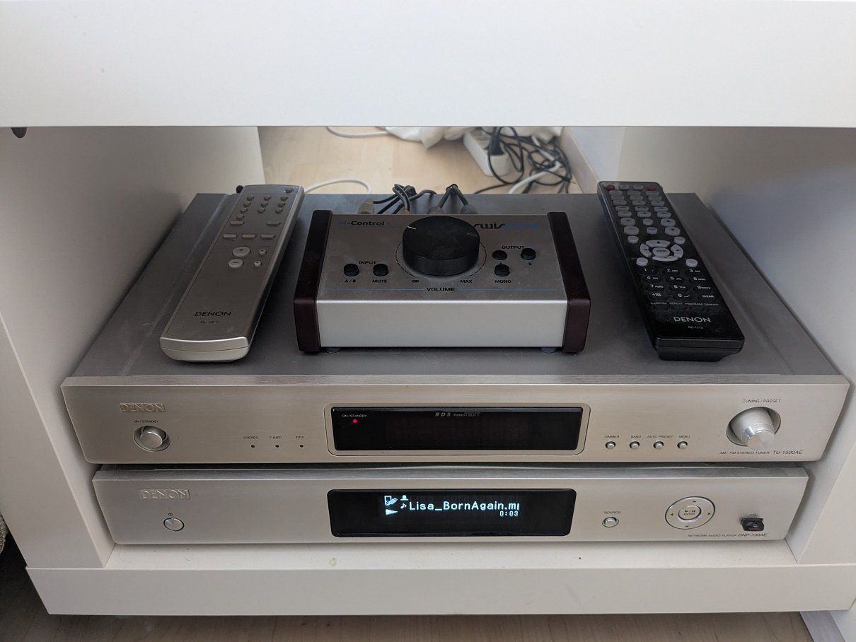 Denon Lettore multimediale & Streamer: Audiosystem Denon DNP-730AE, TU-1500AE, Swissonic M-Control+ – Usato da Altendorf venduto da privateclient