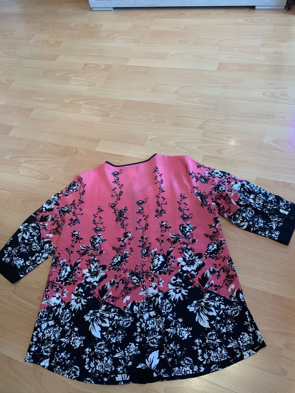 Camicette: Jolie chemise M. Collection t. 44 – Usato da MEYRIN venduto da Gwendo10 1