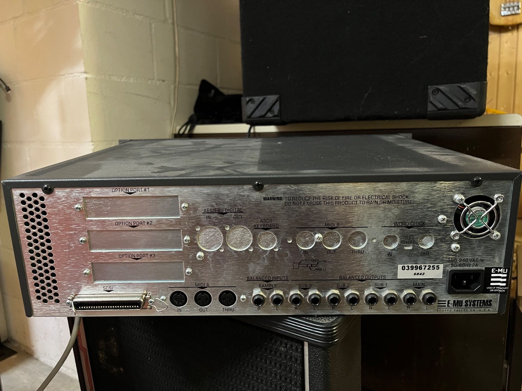 E-Mu Strumenti musicali: E-MU E6400 Ultra Sampler-64MB RAM inkl. Sound Library – Usato da Zürich venduto da eenerscho 1