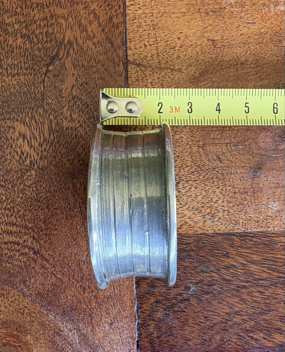Alle Dekorationen: Pewter wine bottle drip collar 5 cm  – Gebraucht aus Nyon von Iamher 3