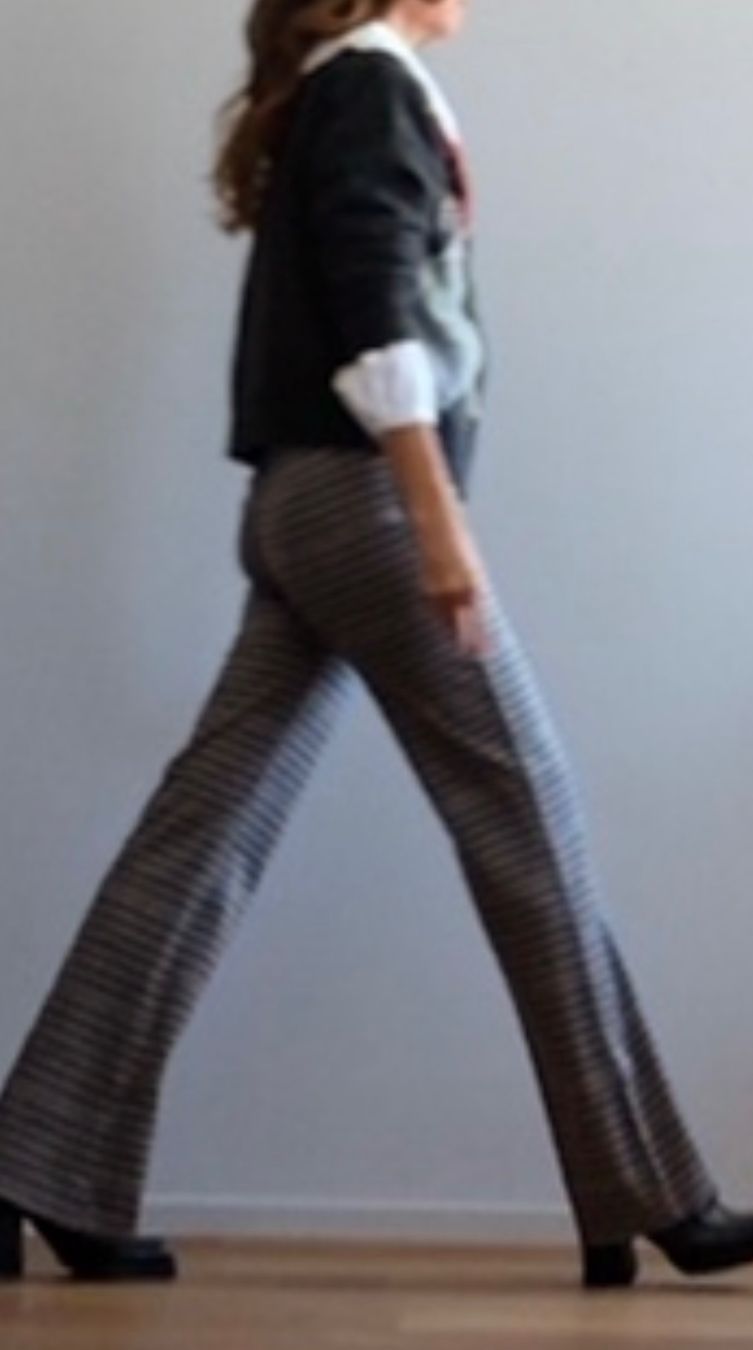 Zara Pantaloni: ZARA Hose - neu - – Usato da Jona venduto da vanessasupermarket20 2