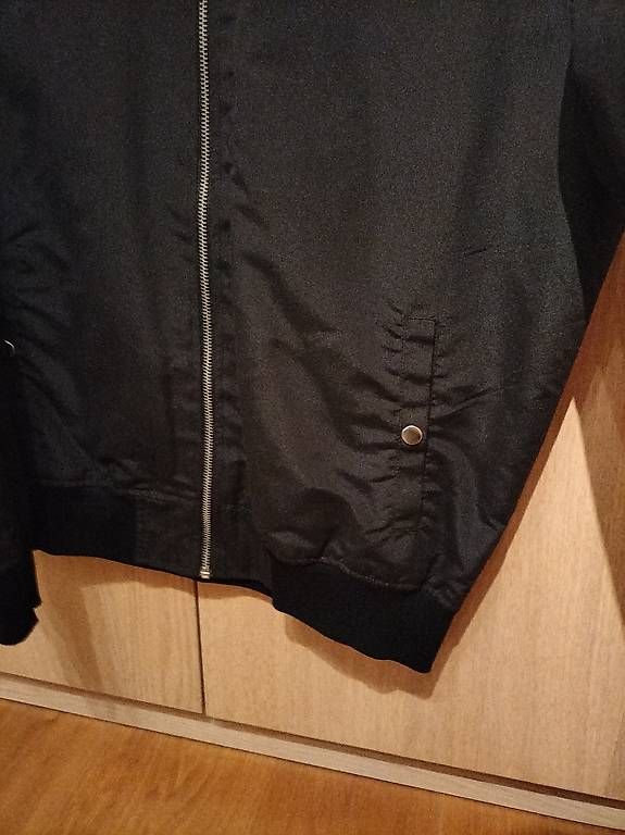 Giacche: Jacke schwarz – Usato da Schwyz venduto da rap_z7ny 2