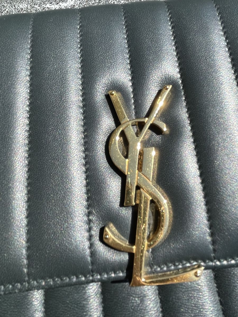 Saint Laurent Borse da donna: YSL Yves Saint Laurent Tasche Vicky! – Usato da Burgdorf venduto da tom_hjl5 8