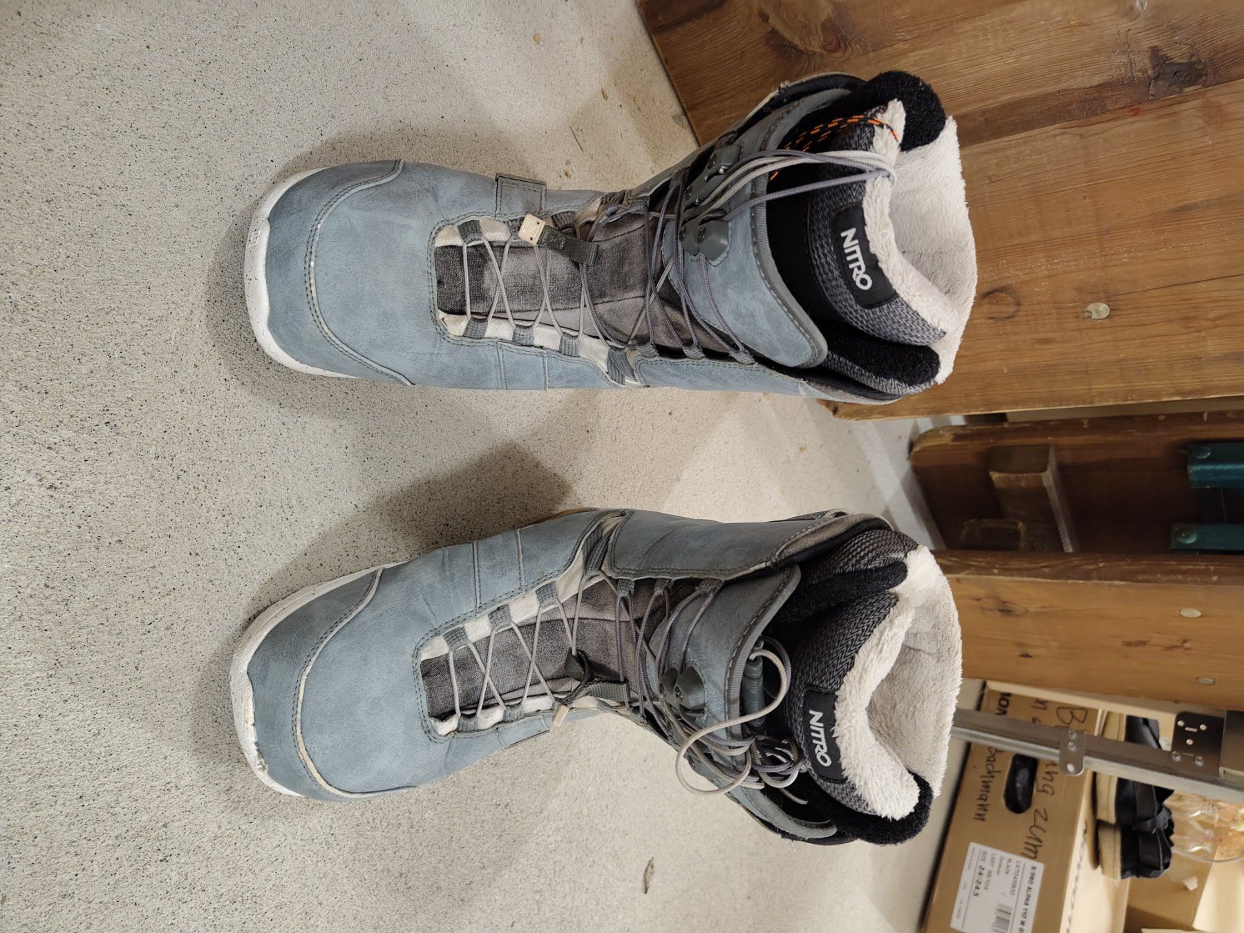 Snowboard Nitro Scarpe da donna: Snowboardschuhe – Usato da Zürich venduto da bachmenno 4