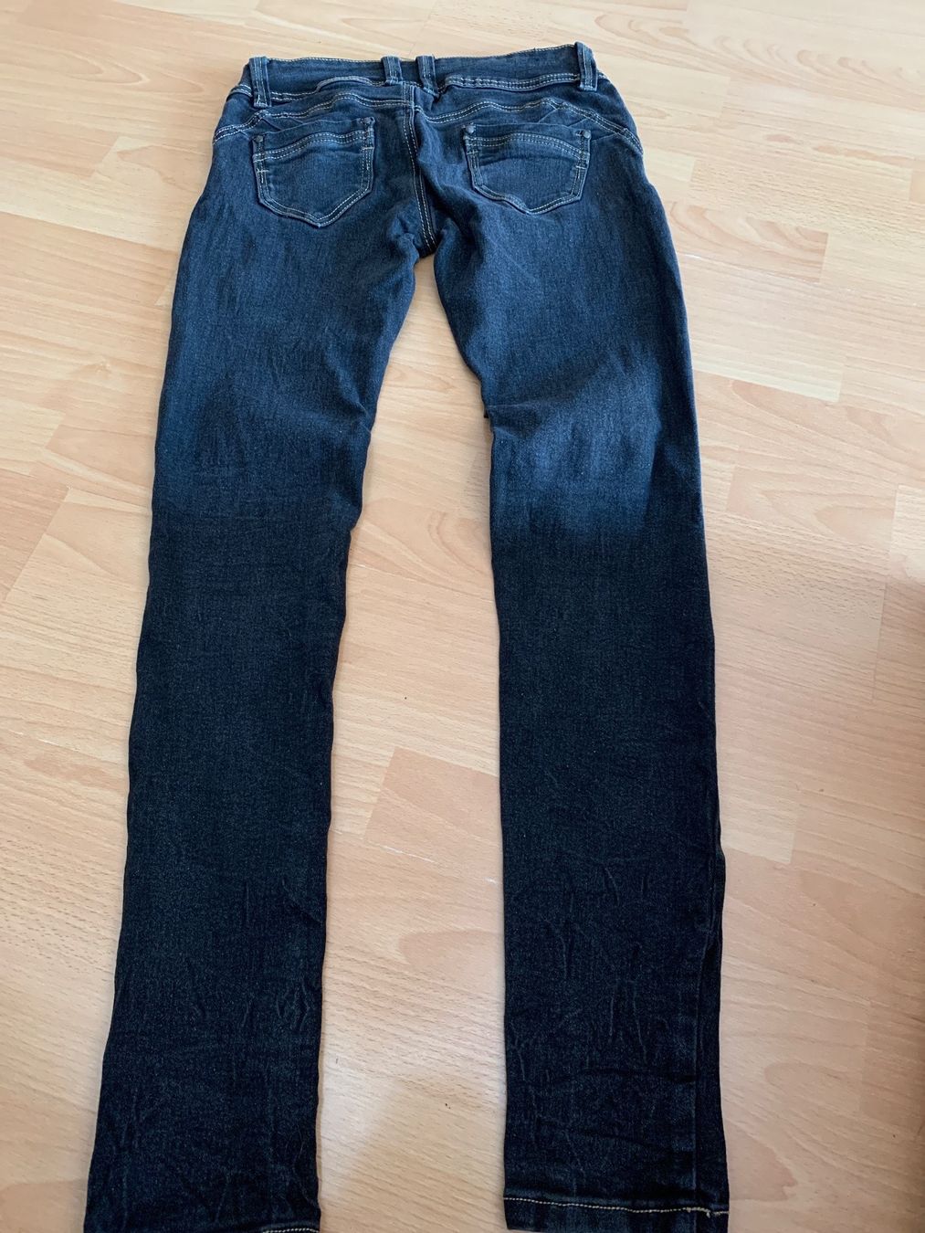 Jeans: Jeans noir taille 40 ou L – Gebraucht aus MEYRIN von Gwendo10 1