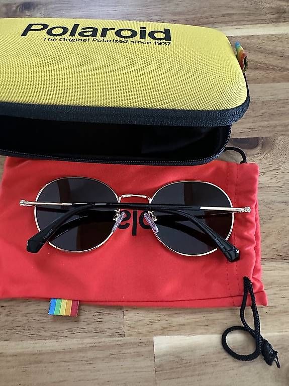 Brillen & Gläser: Sonnenbrille Polaroid – Neu und originalverpackt aus Arboldswil von mat_xyx5 2