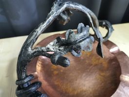 Grosser Stammtisch Aschenbecher aus Kupfer / Eisen Eichblatt