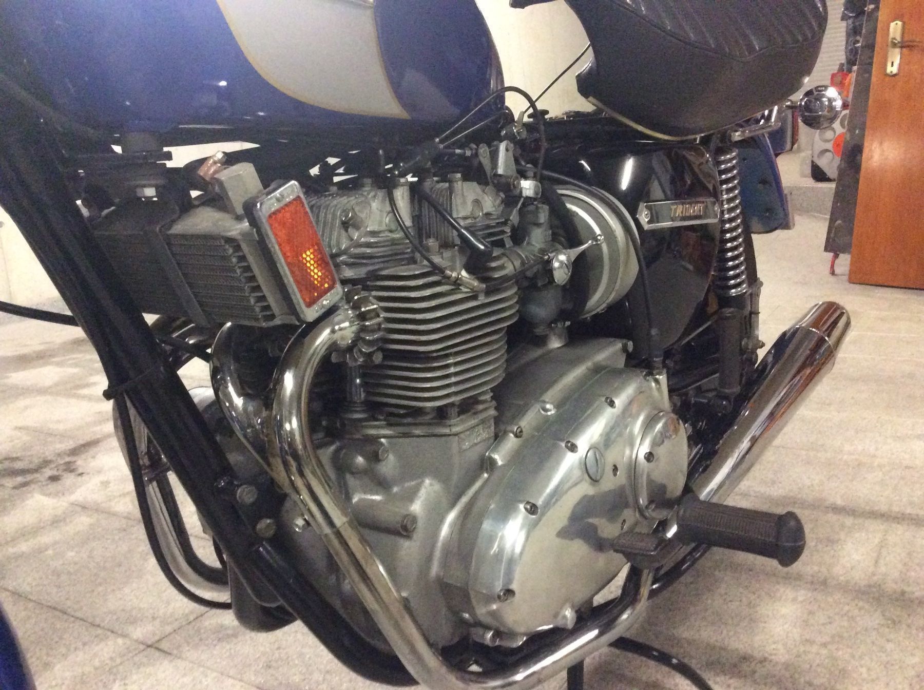 Route: Triumph Trident 1974 Samlerobjekt – D'occasion à Schlieren par Kristina0 5