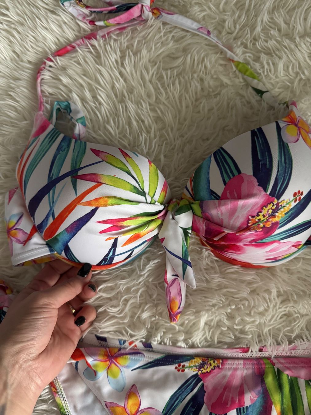Costumi da bagno & Bikini: Sommerlicher Bikini mit Blumenmuster, Grösse 75 C und L – Nuovo (secondo la descrizione) da Künten venduto da bel_6wn2 1
