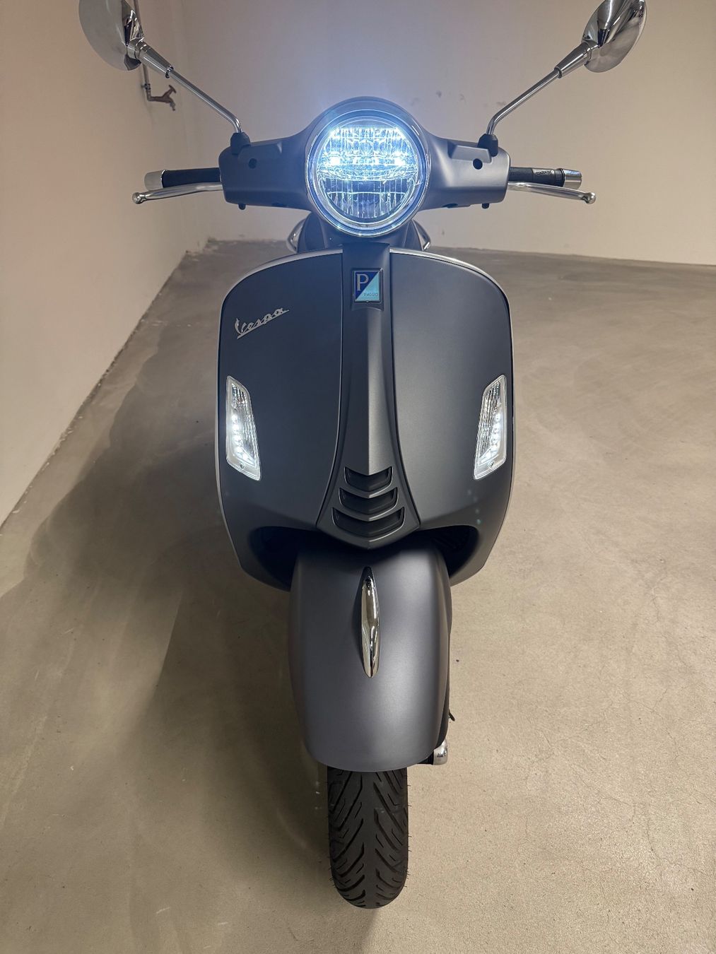 Vespa Scooter: Vespa GTS 125 – Usato da Basel venduto da mir_mx5k 3