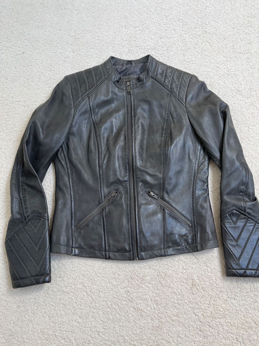 Vestes: Graue Lederjacke Gr. L/40 – D'occasion à Marin-Epagnier par Pastankl 4