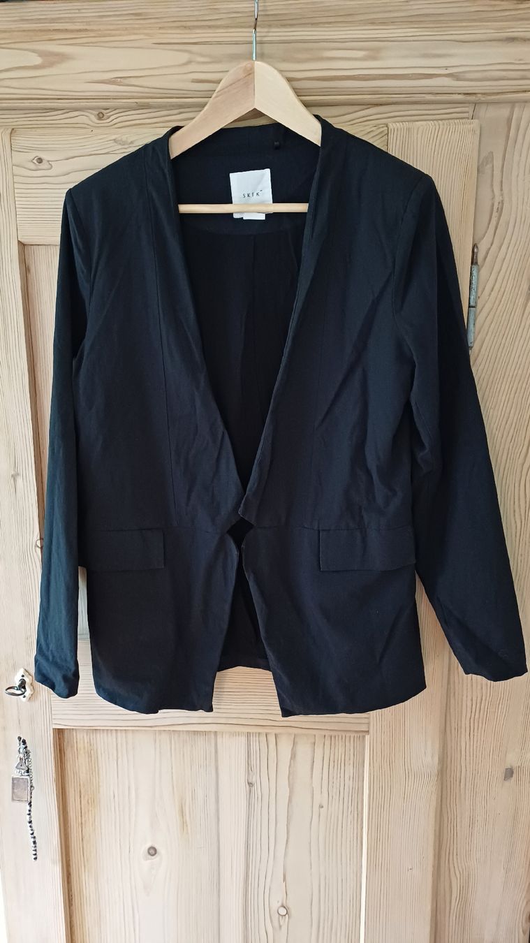 Giacche: Schwarzer Blazer Gr. 36 SKFK Organic Cotton  – Usato da St. Gallen venduto da luc_kw7x 1