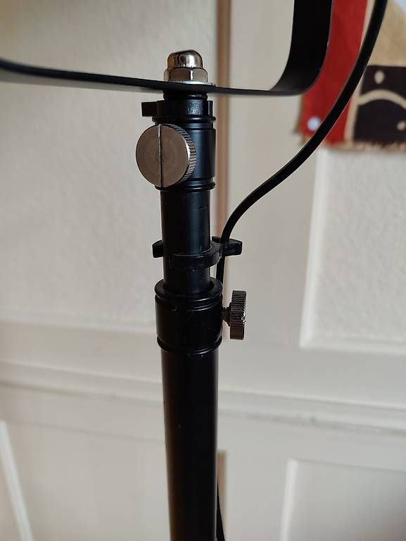 Lampade: Stehlampe – Usato da Davos Platz venduto da ber_zfv9 2