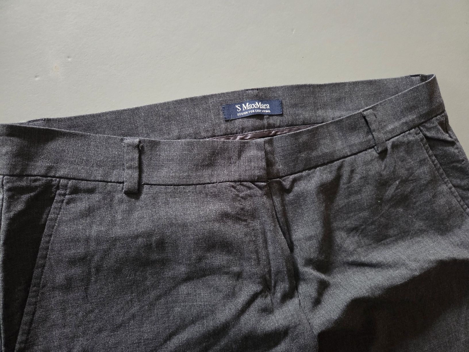Max Mara Hosen: MaxMara  leichte Hose Grösse 38 – Gebraucht aus Hünenberg See von Atsemet 1