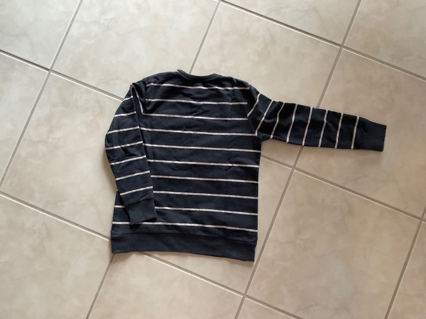 Maglioni & Felpe: Pullover Grösse 134/140 – Usato da Wallisellen venduto da Kaktus8304 1