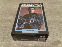 Neca Terminator 2 T-800 Judgement Day Figure