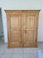 Antiquer Bauernschrank