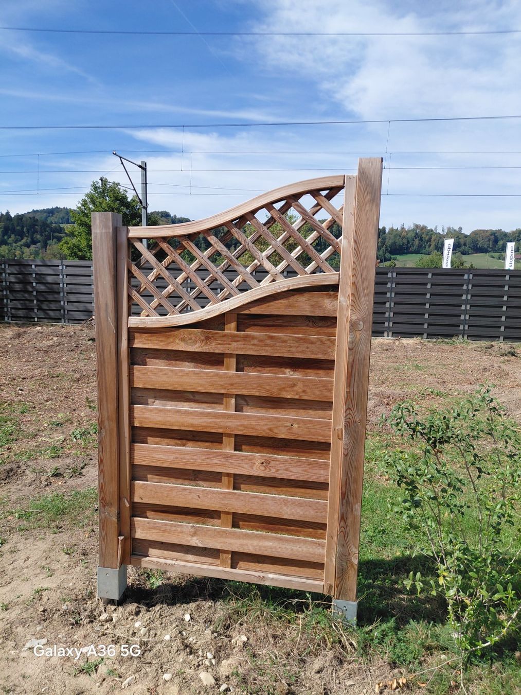 Articoli in legno: Sichtschutzwände Holz – Usato da Melchnau venduto da LUPUS-Offroad 1