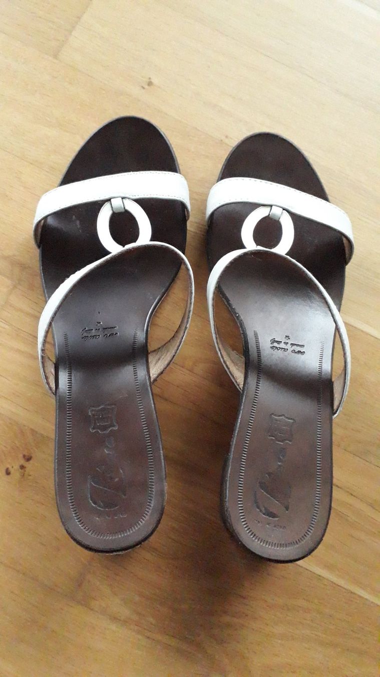 Chaussures femmes: Echtleder Sandalen – D'occasion à Spiez par Martebar 1