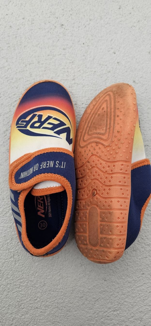 Scarpe da uomo: Nerf Badeschuhe Gr. 30 – Usato da Baden venduto da Boomer76 2