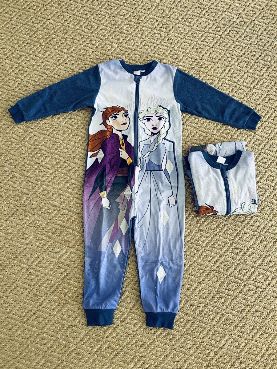 Lotti & Set di vestiti: Kleiderset Gr. 104 / 110 / 116 – Usato da Locarno venduto da mfnf 5