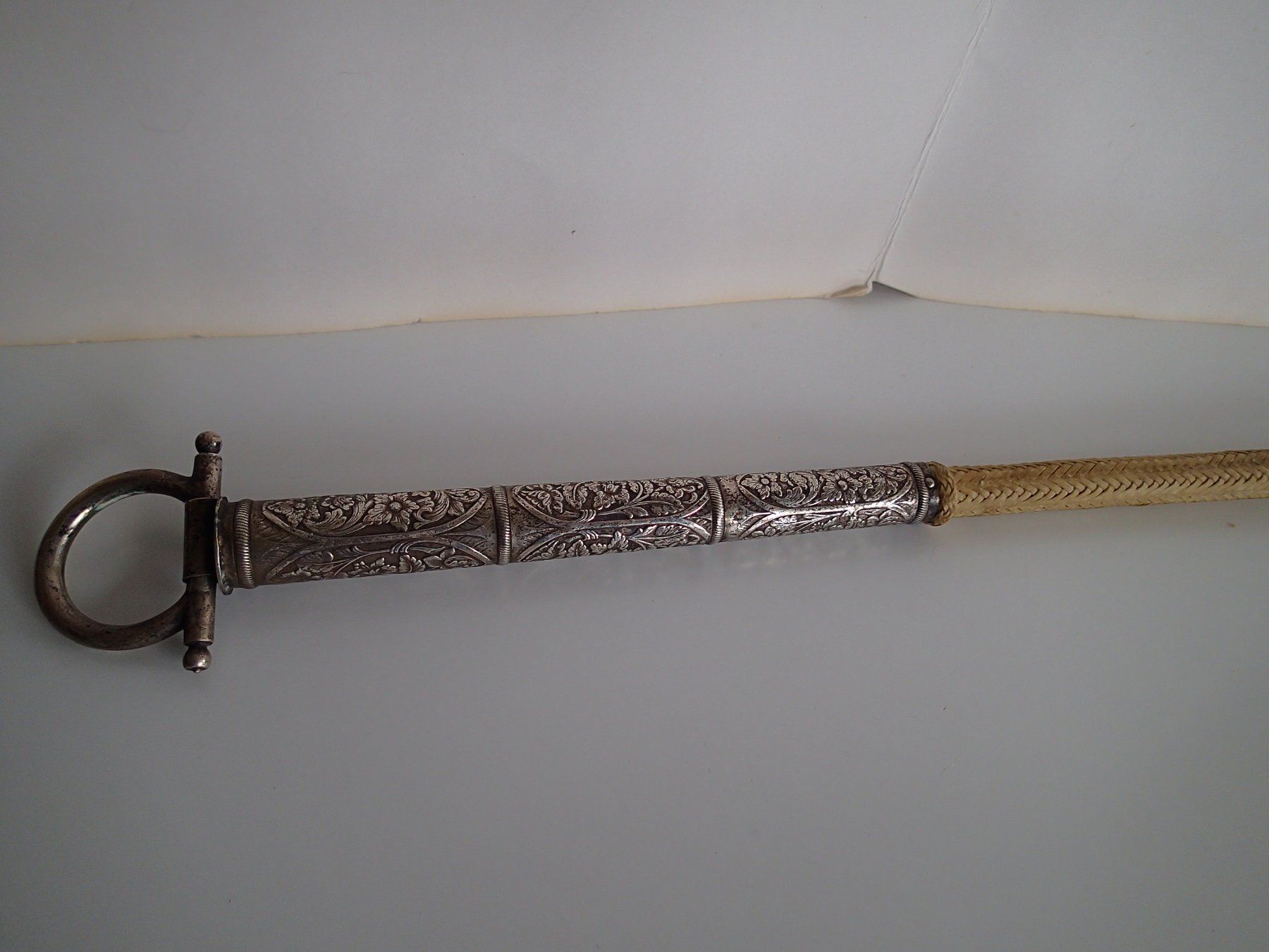 Autres accessoires pour animaux: alte Dresurpeitsche    Länge 66 cm – D'occasion à Allschwil par Salus17 3