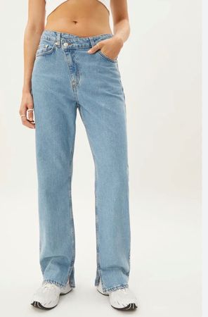 Weekday "Avery" Jeans flared blau gerade Gr. 30