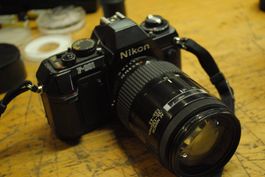 Appareil photo Nikon F-301 objectif AF NIKKOR 35-135mm