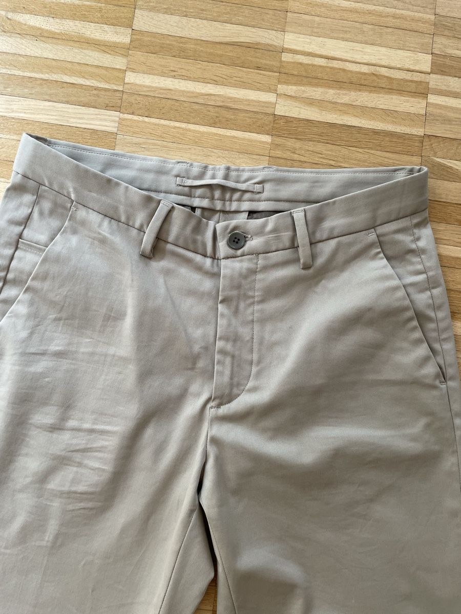 Massimo Dutti Pantaloni: Ginos von Massimo Dutti Grösse 40 – Nuovo (secondo la descrizione) da Zürich venduto da Melni 1