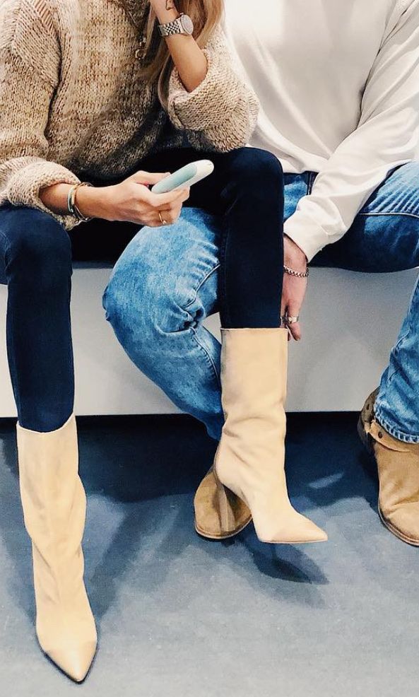 Scarpe da donna: Beige boots size 41 – Usato da Glattpark(Opfikon) venduto da der_dh8z