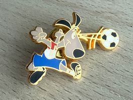 Pin WM USA94