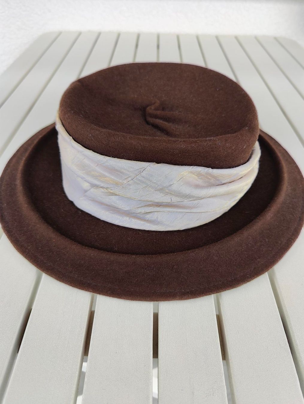 Copricapi, berretti & cappellini: Damenhut, Winter, braun – Usato da Meggen venduto da SellingGoods_1 3