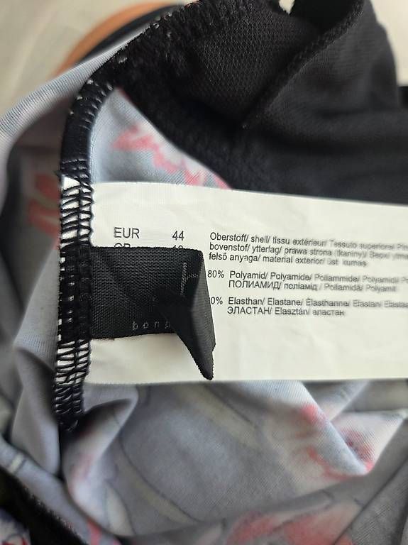 Costumi da bagno & Bikini: Badeanzug Bonprix – Nuovo (secondo la descrizione) da Wängi venduto da Bibo4. 4