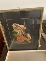 Gerahmtes Vintage-Stillleben in Mischtechnik signiert F Hess
