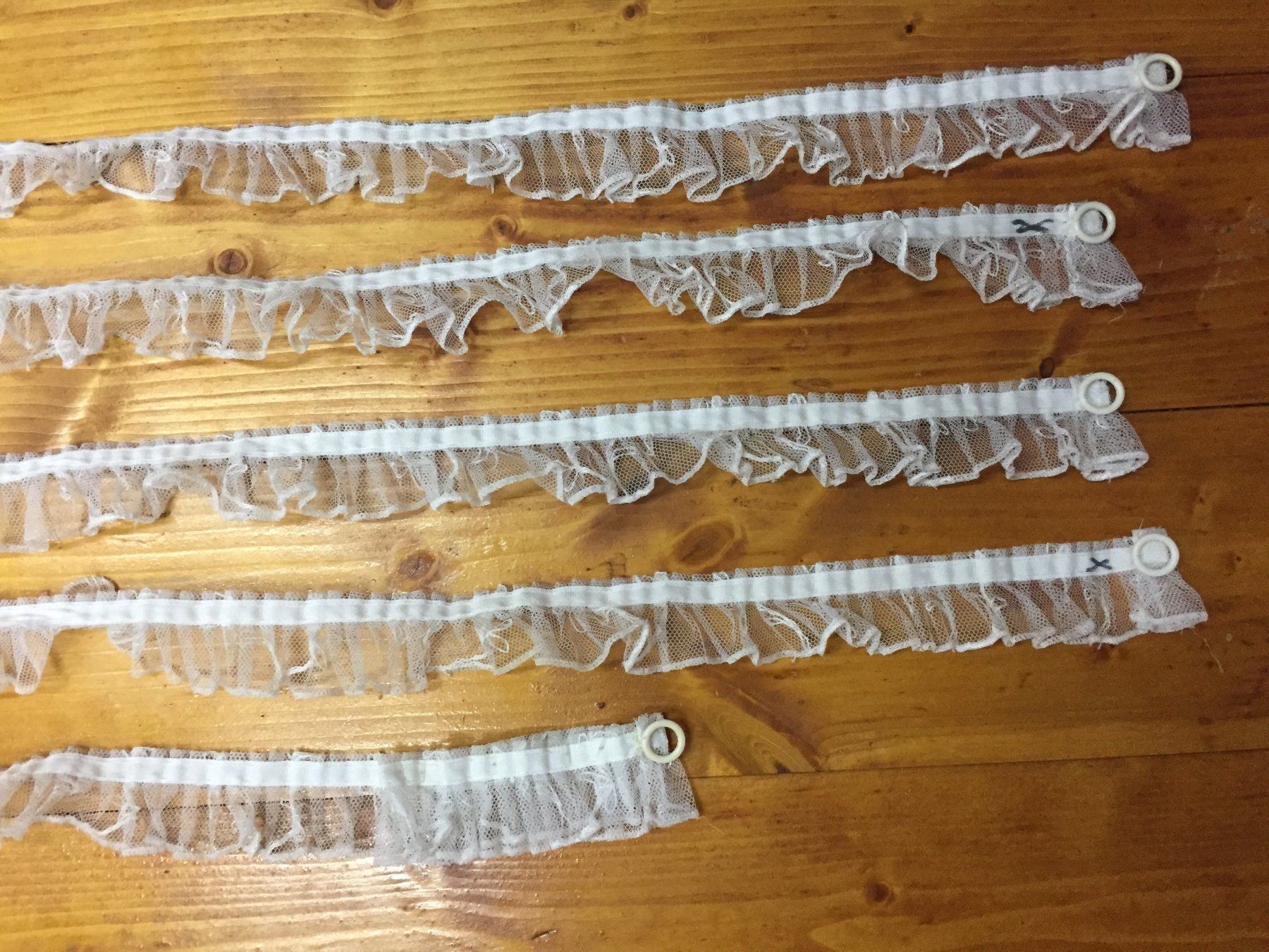 Tende: 5 Vintage Vorhaenge Volant – Usato da Schaffhausen venduto da vintageville 5