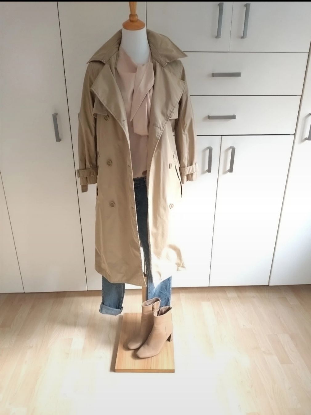 Cappotti: Aigle Trench-coat imperméable beige neuf – Nuovo e nell'imballaggio originale da La Tour de Trême venduto da mar_p78p
