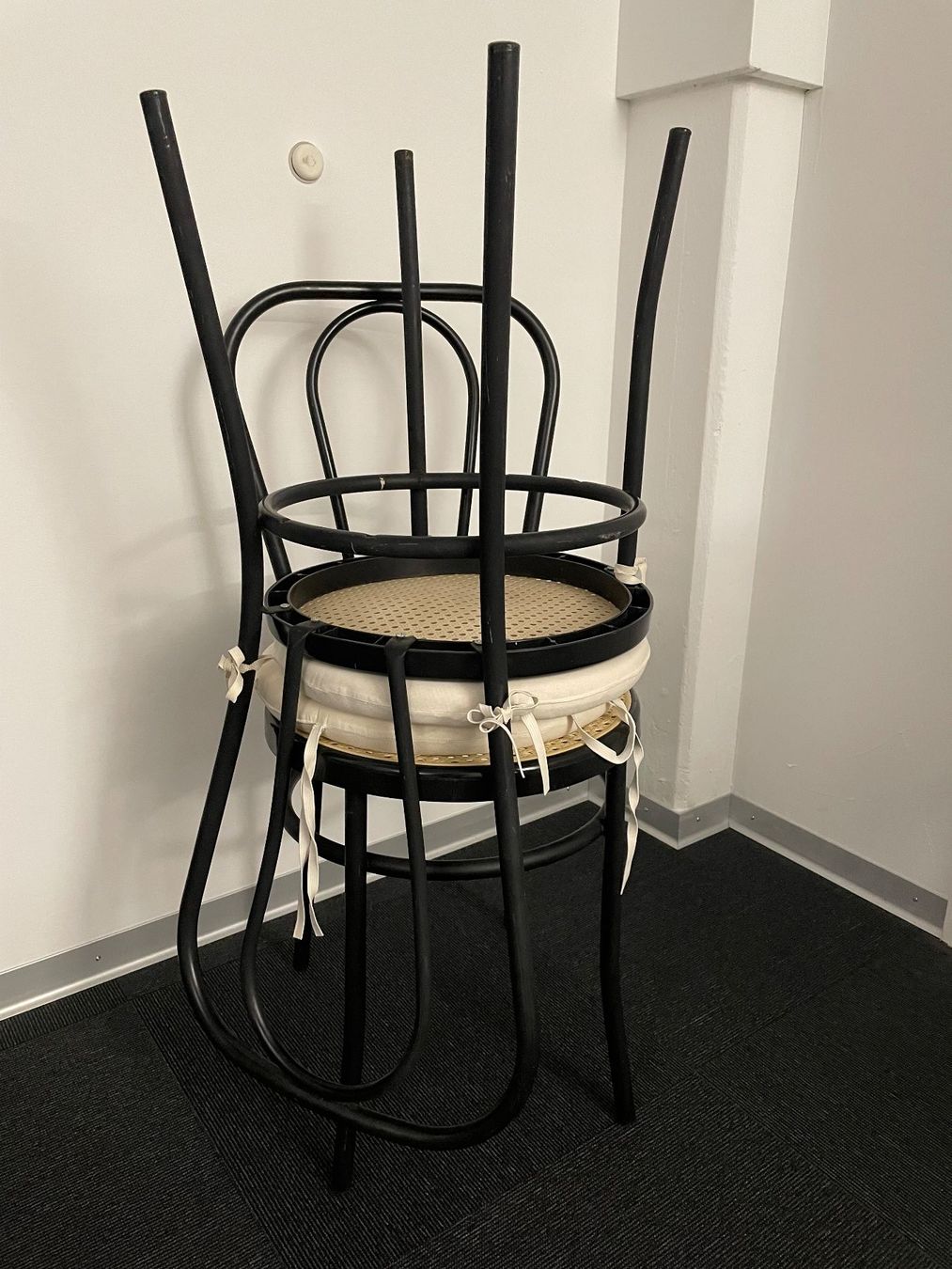 Stühle: 2er Set Bistrostühle im Thonet-Stil – Gebraucht aus Zürich von plumita 5