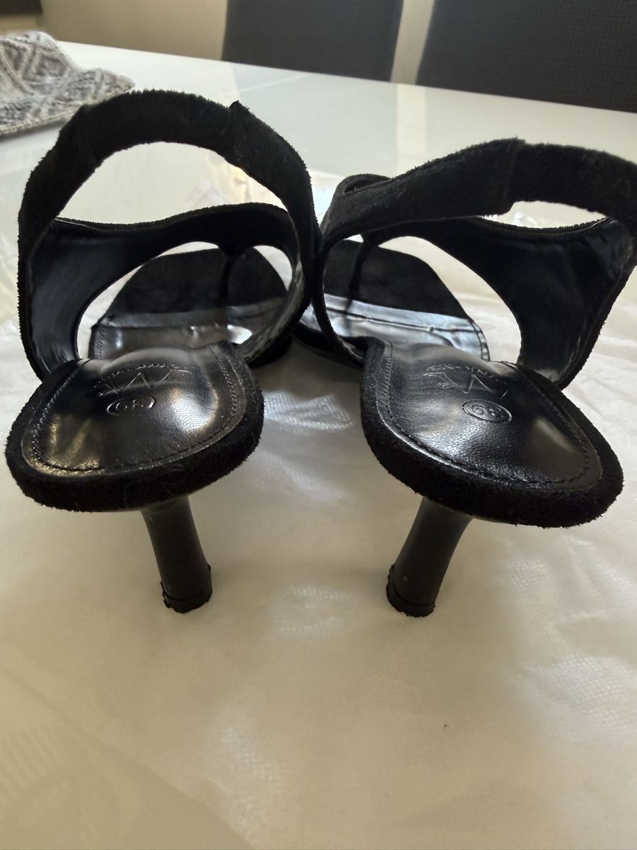 Chaussures femmes: Sandales noires   – Neuf (Voir description) à Lausanne par Doudoutze 2