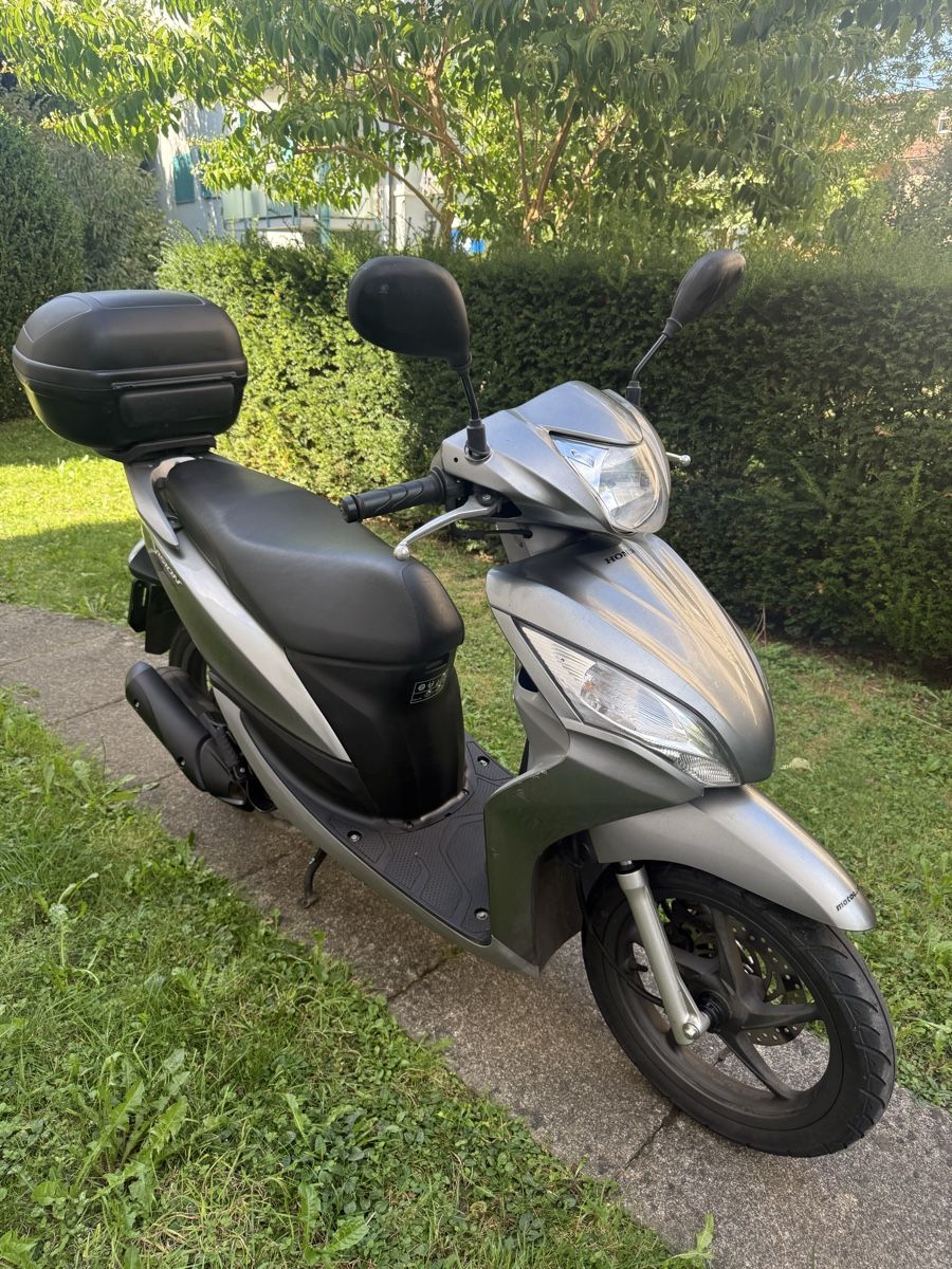 Honda Scooter: HONDA NSC 110 WH – Difettoso da Winterthur venduto da Fabio_46 1