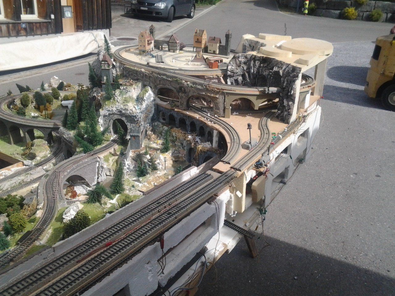 Märklin Modellini di ferrovie: Eisenbahnanlage – Usato da Hinwil venduto da rolifou 4