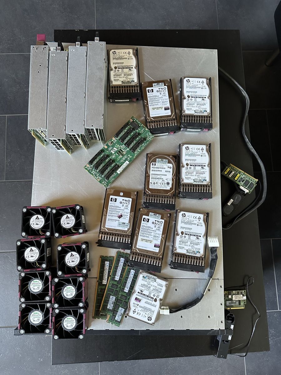 Hewlett Packard Server: HP DL 380 G7 – Usato da Aadorf venduto da xiati 1